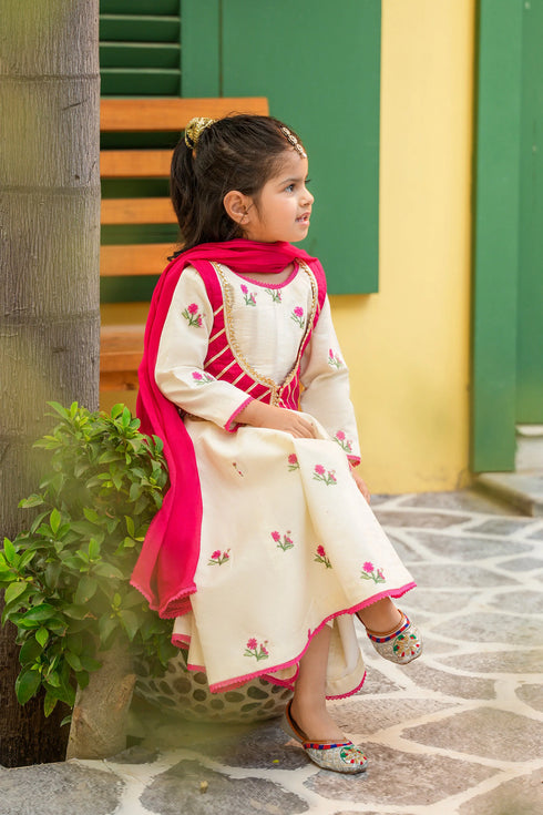 Mah-e-Noor